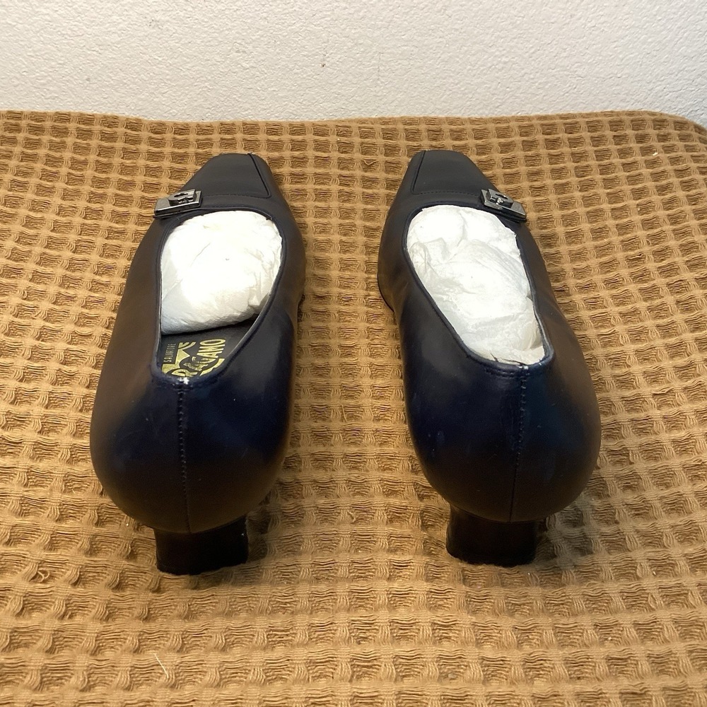 Salvatore Ferragamo Heels Womens Sz 9.5 B Navy Blue Pumps Gancini Buckle Logo - Picture 5 of 10